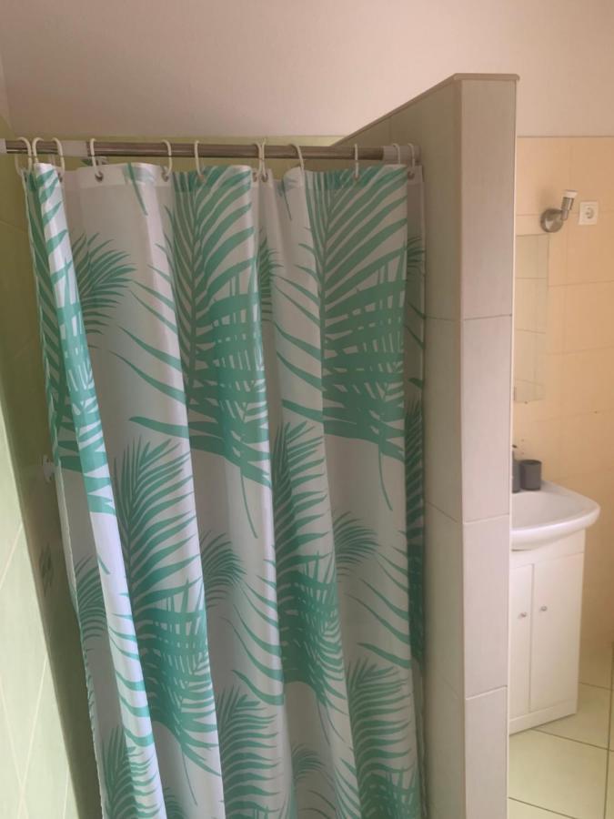 Gabor Aron Apartment Hajdúszoboszló Екстериор снимка