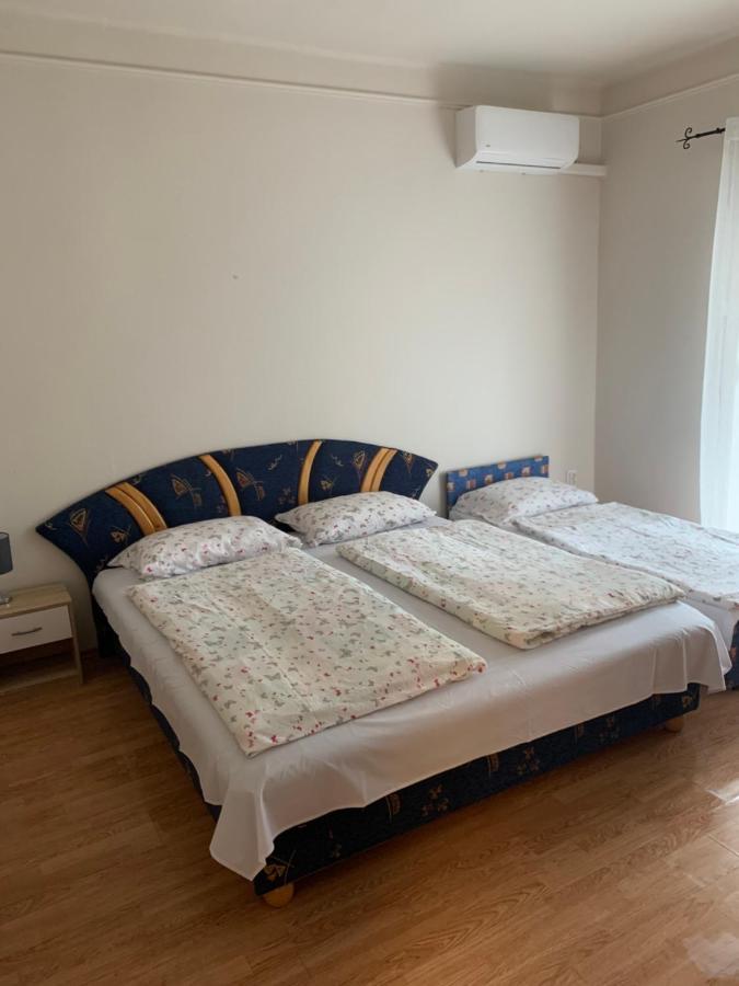 Gabor Aron Apartment Hajdúszoboszló Екстериор снимка